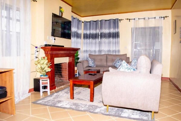 Living area - Calmo Meta Homestay Naivasha (Nakuru)