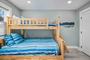 3 Schlafzimmer, Bügeleisen/Bügelbrett, Reisekinderbett, kostenloses WLAN