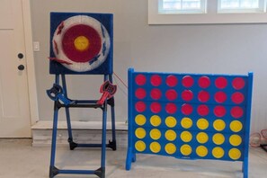 Unclassified image, 5 of 47, button