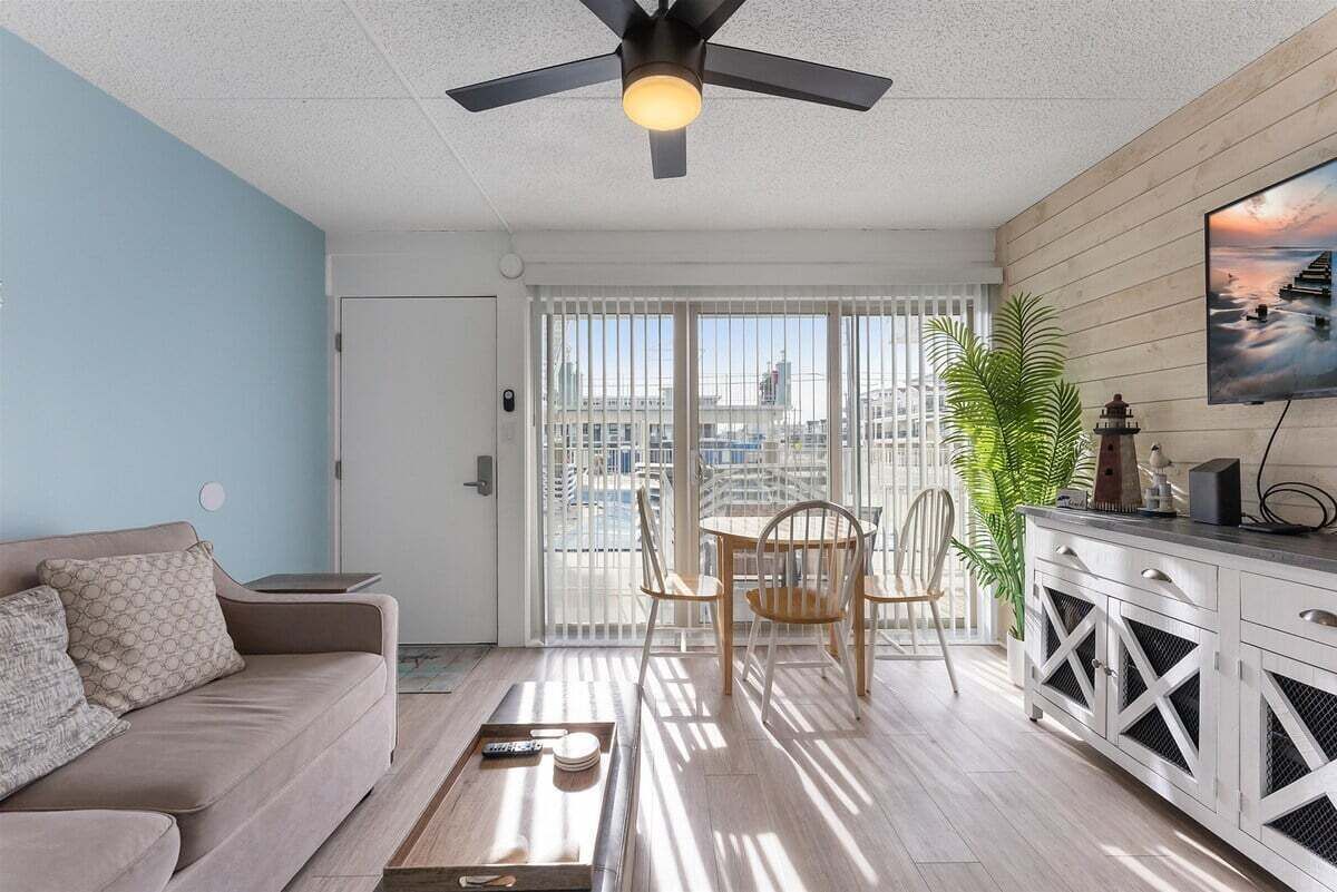 Ginger Shores: Stylish 1 Br Condo w/ Heated Pools Reviews, Deals