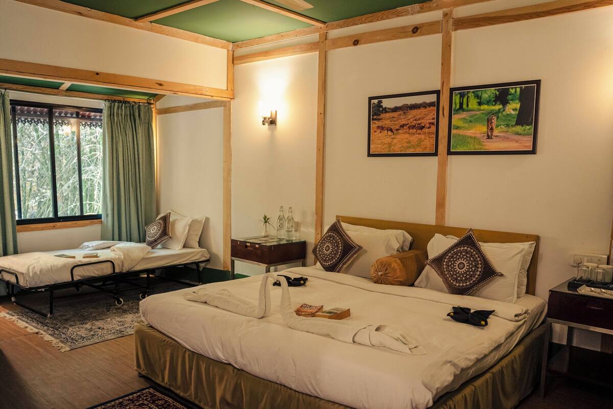 Casa de campo superior | 1 quarto, roupas de cama premium, camas Select Comfort, escrivaninha