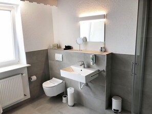 Suite Confort, baño privado | Imagen general