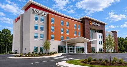 La Quinta Inn & Suites by Wyndham Mebane