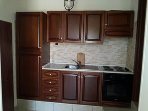 Fridge, oven, stovetop, coffee/tea maker - Casal del Borgo (ref.2) (Puglia)