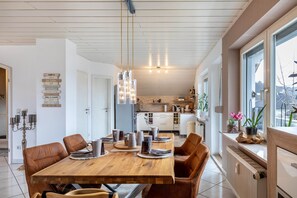 Dining - Holiday Apartment 'Am Wald' with Shared Garden, Balcony and Wi-Fi (Eppenrod)