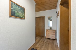 Interior - Apartment 'Rasche' with Balcony (Schmallenberg)