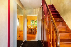 Interior - Holiday Home 'Ferienhaus Lüttje Dörp' with Private Terrace, Private Garden and Wi-Fi (Blomberg)