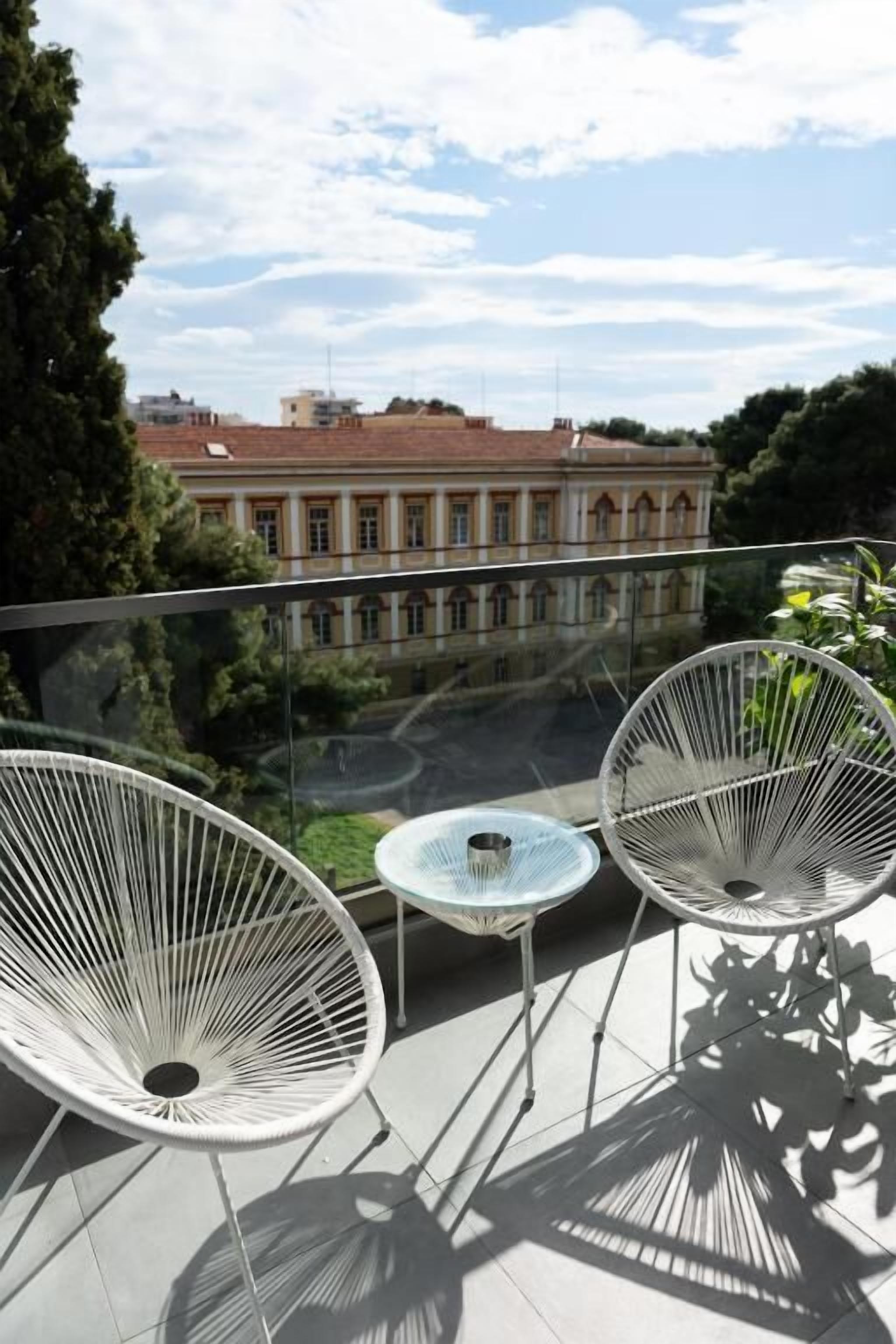 Studio - balkong - utsikt mot staden | Balkong