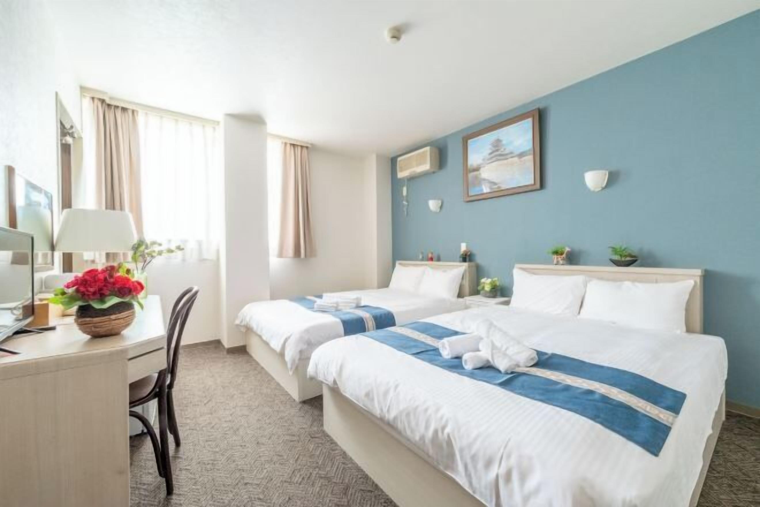 Skrivebord, skrivebord for bærbar PC, blendingsgardiner og lydisolert