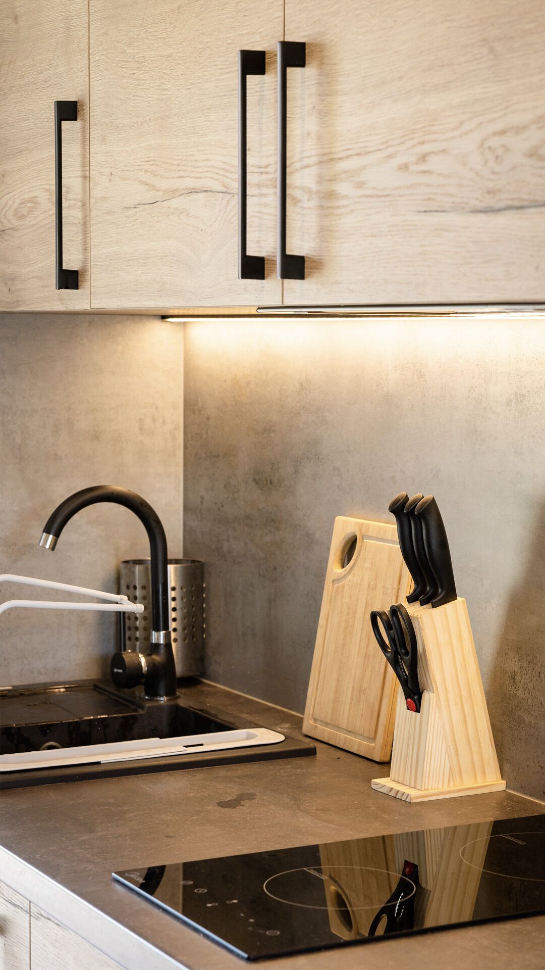 Premium-Apartment, 3 Schlafzimmer, rollstuhlgeeignete Dusche, Terrasse | Eigene Kochnische