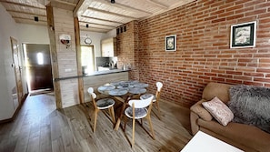 Premium Apartment, 3 Bedrooms, Kitchenette | Living room - Sasek Maly Pensjonat Jazdy Konne (Szczytno)