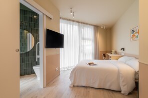 Suite | 1 habitación, decoración personalizada y muebles diferentes