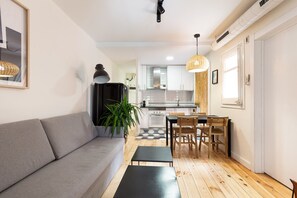 Apartment | Living area - Wow Apartments By Olala Homes (L'Hospitalet de Llobregat)
