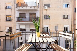 Exterior - Rafael Apartment by Olala Homes (L'Hospitalet de Llobregat)