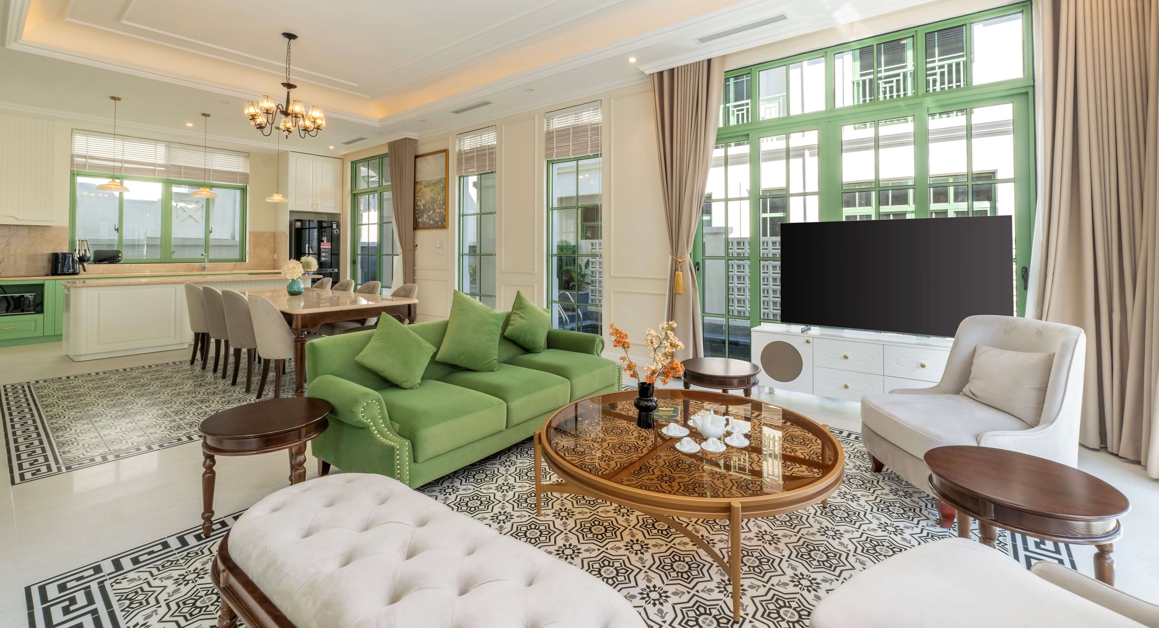 Villa de lujo | Zona de estar | Una televisión LCD