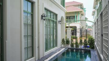 Deluxe Villa, Garden View | Private pool