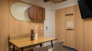 Apartment | Dining room