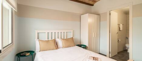 Cunas gratuitas, wifi gratis y ropa de cama