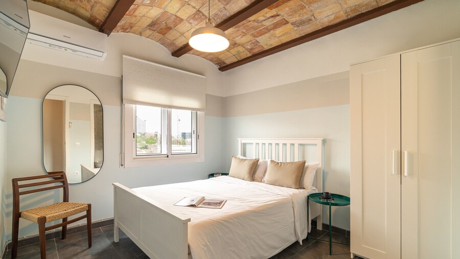 Collblanc Apartment By Olala Homes