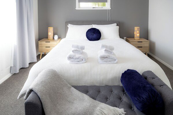 2 chambres, fer et planche à repasser, Wi-Fi, draps fournis