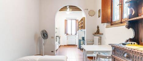 1 soverom, strykejern/-brett, wi-fi og sengetøy