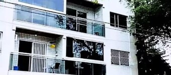 Private Room Near Camburi Waterfront