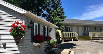 Motel Des Cascades : Chambre Supérieure Bain Tourbillon