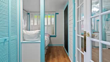 2 dormitorios, tabla de planchar con plancha, wifi gratis y ropa de cama