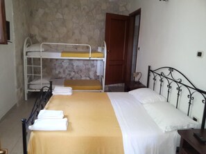 1 Schlafzimmer, WLAN, Bettwäsche