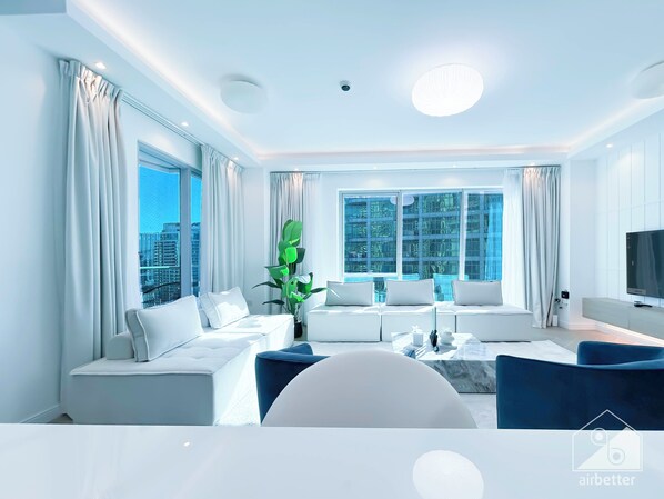 Apartment (2 Bedrooms) | Interior - Spacious 2B Apt With Full Marina Views - Delphine (Dubai)