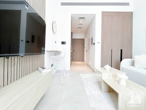 Apartment (0 Bedroom) | Interior - Studio Charm at Legacy: Ideal Arjan Stay (Dubai)