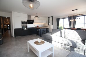 Smart TV - Villa Maegiu near DISNEY (Tigeaux)