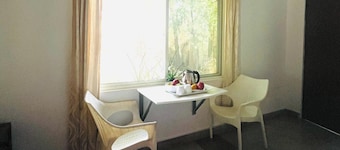 The Hideaway Hosur by evaddo stays