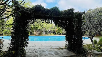 Seasonal outdoor pool