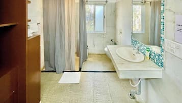 Comfort Double Room | Bathroom | Shower, towels, soap, toilet paper