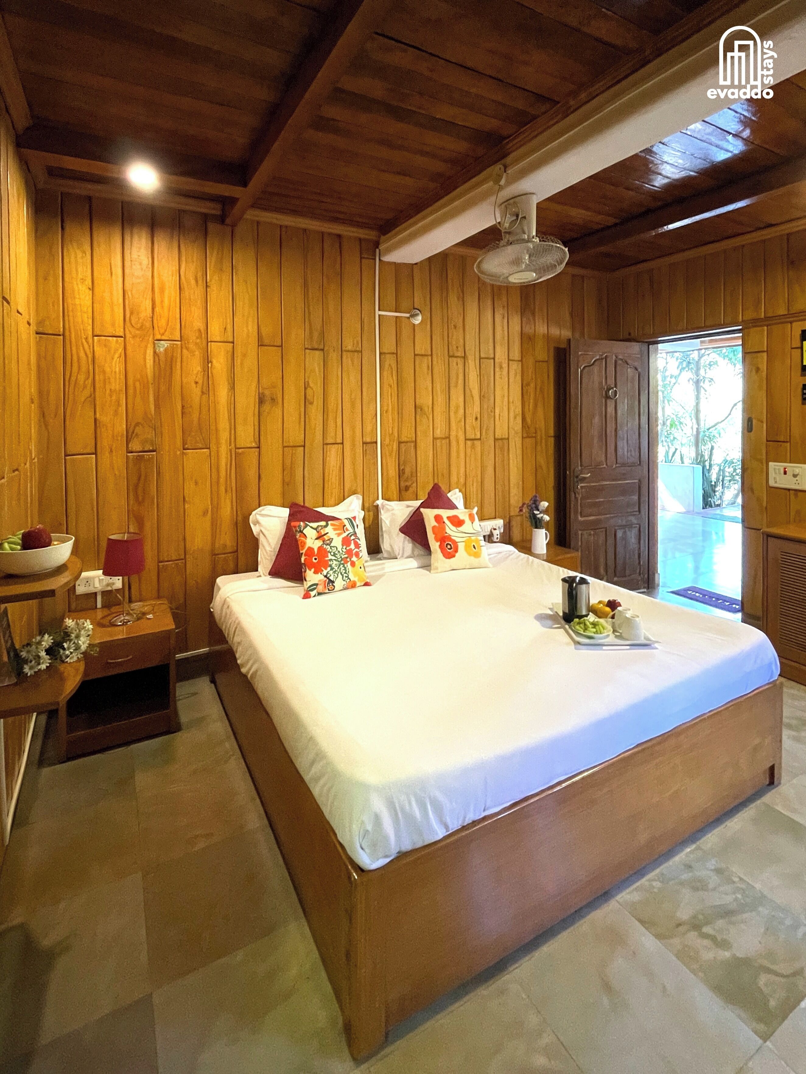 Superior Double Room | Desk, laptop workspace, blackout drapes, WiFi (free)