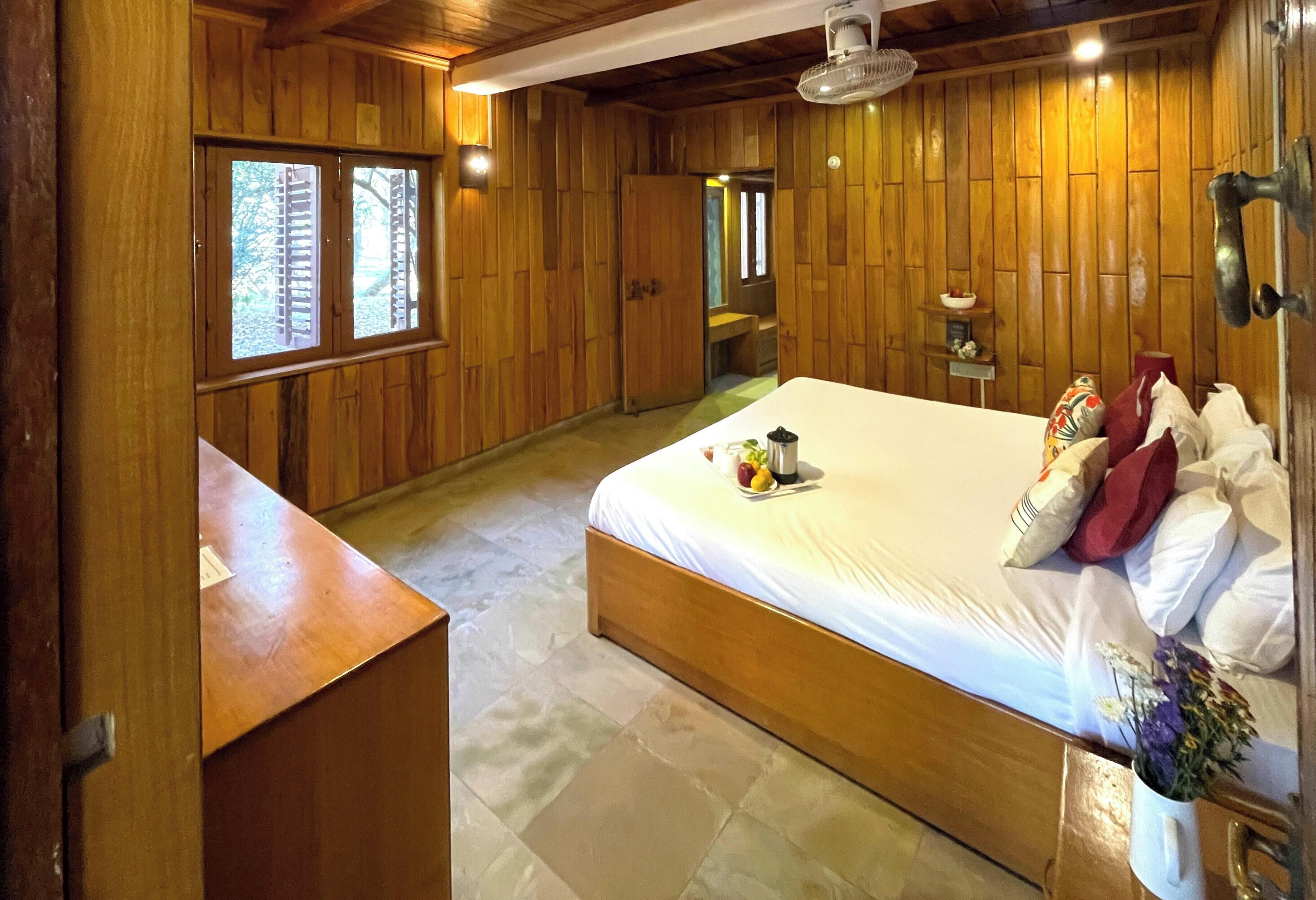 Superior Double Room | Desk, laptop workspace, blackout curtains, free WiFi