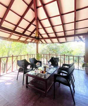 Habitación doble superior | Terraza o patio