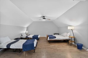 3 chambres, bureau, fer et planche à repasser, Wi-Fi