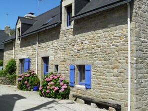 Exterior - Stone house 350 m from the beach (Ploemeur)