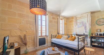 Cosy apartment two minutes from the train station!