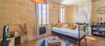 Cosy apartment two minutes from the train station!