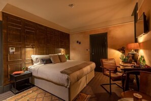 Deluxe Double or Twin Room, City View