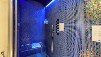 Deluxe Double or Twin Room, Patio, Pool View | Bathroom | Shower, hair dryer, bathrobes, slippers