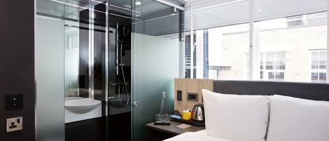 Club Queen Accessible Room | Individually furnished, desk, laptop workspace, soundproofing