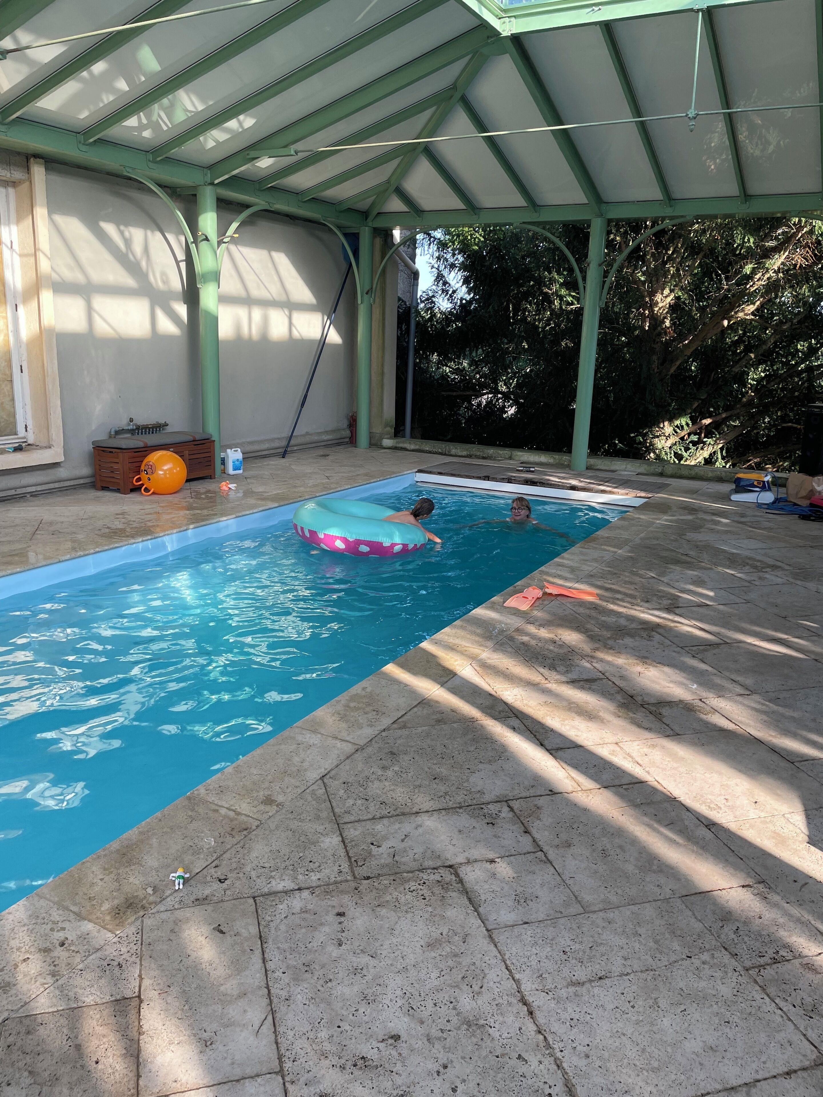 Piscine extérieure, piscine chauffée