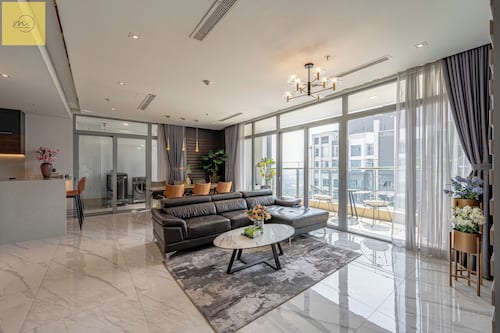 皇家公寓, 3 間臥室, 陽台, 城市景觀 | 房內用餐區