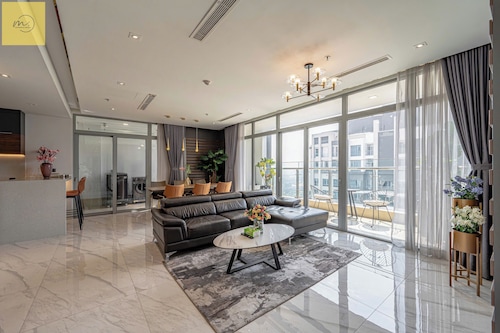 ランドマーク 81 マジカルタワー アパートメント