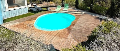Alberca al aire libre por temporada