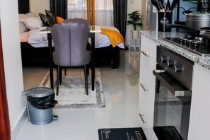 1 Schlafzimmer, Bügeleisen/Bügelbrett, WLAN, Bettwäsche